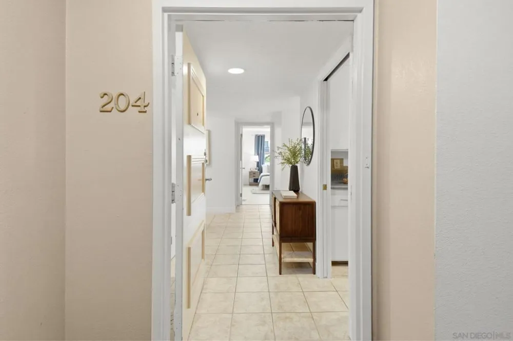 3940 Dove Street #204 San Diego, CA 92103