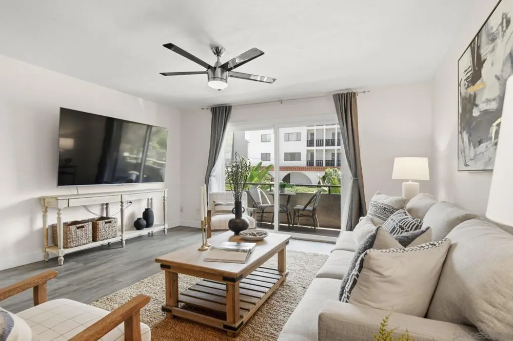 3940 Dove Street #204 San Diego, CA 92103