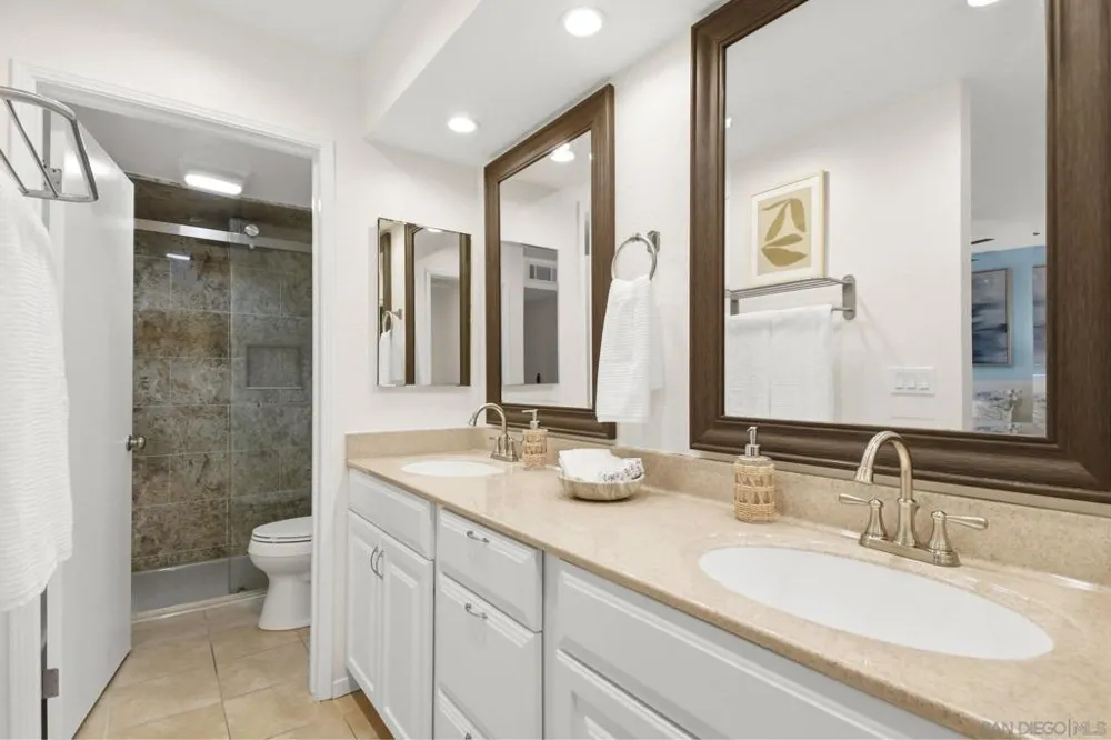 3940 Dove Street #204 San Diego, CA 92103
