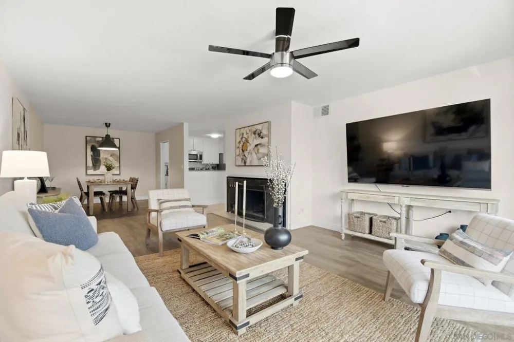 3940 Dove Street #204 San Diego, CA 92103