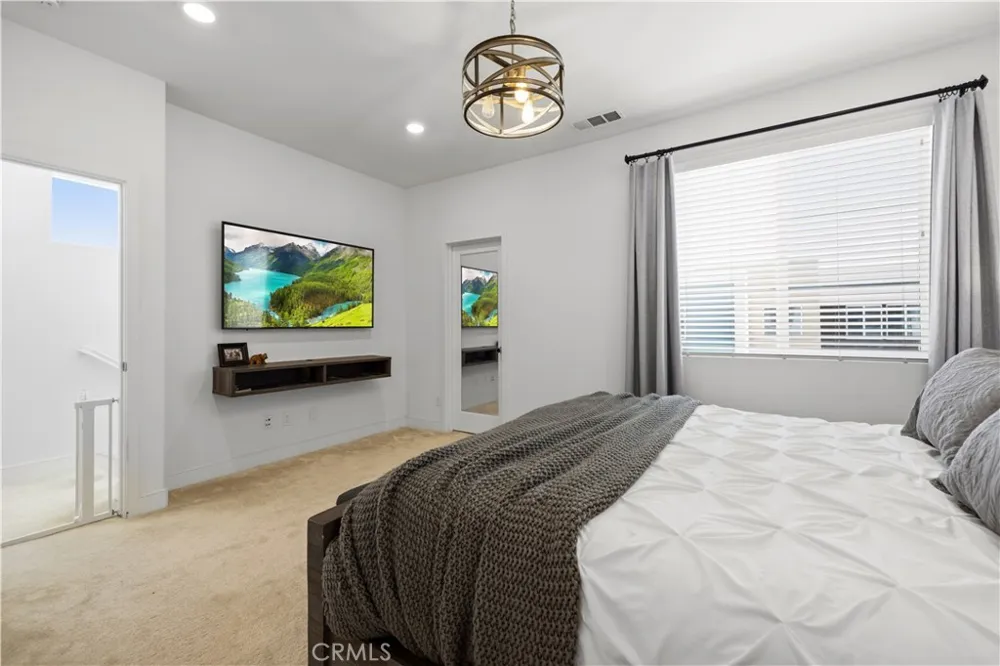 27420 Horizon View Valencia, CA 91381