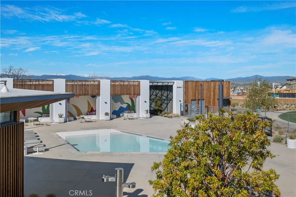 27420 Horizon View Valencia, CA 91381