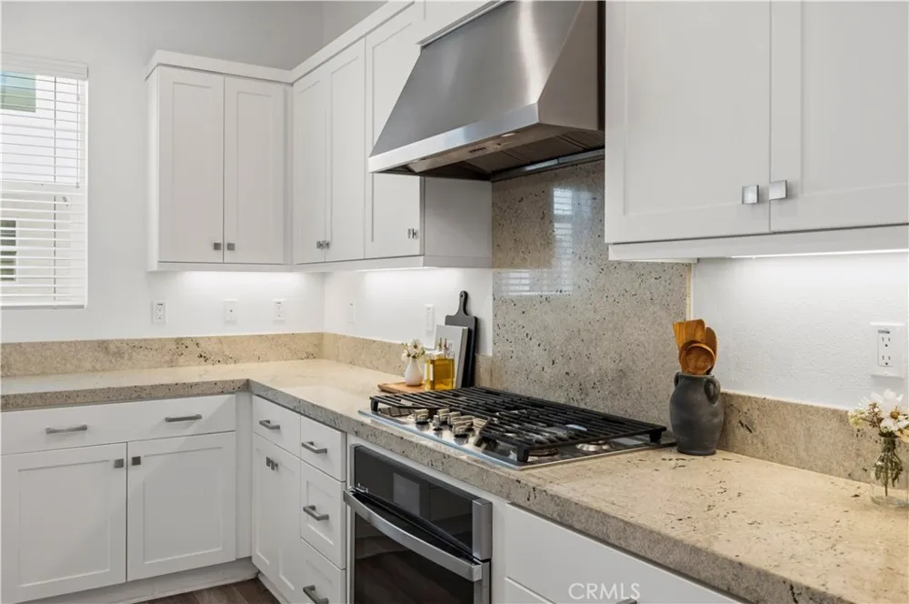 27420 Horizon View Valencia, CA 91381