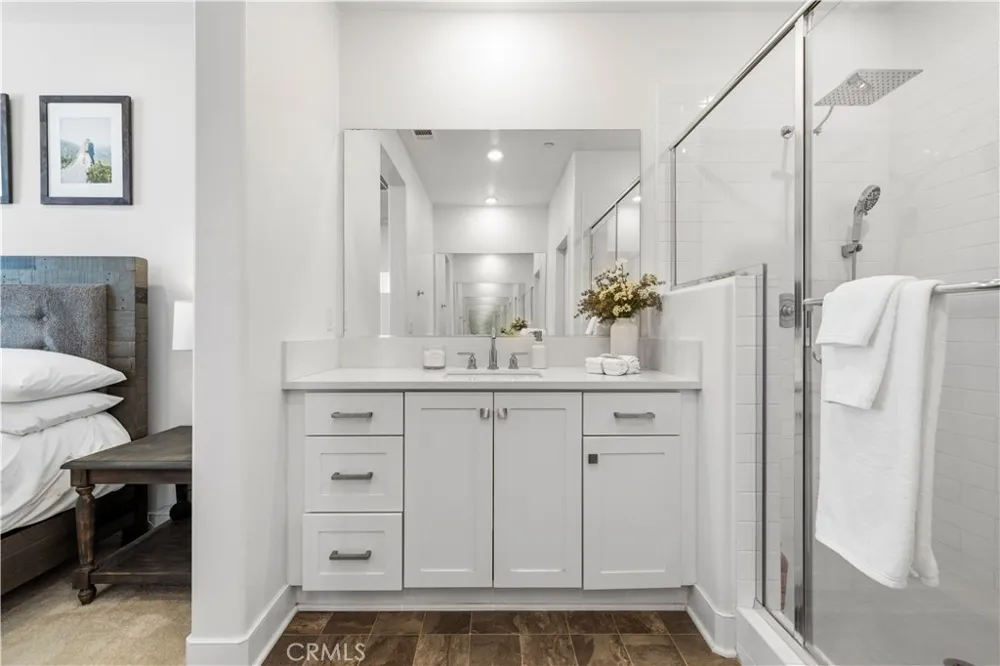 27420 Horizon View Valencia, CA 91381
