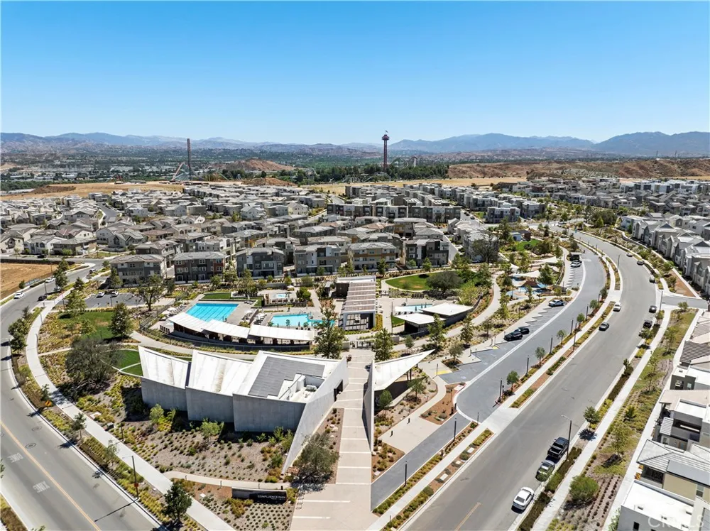 27420 Horizon View Valencia, CA 91381