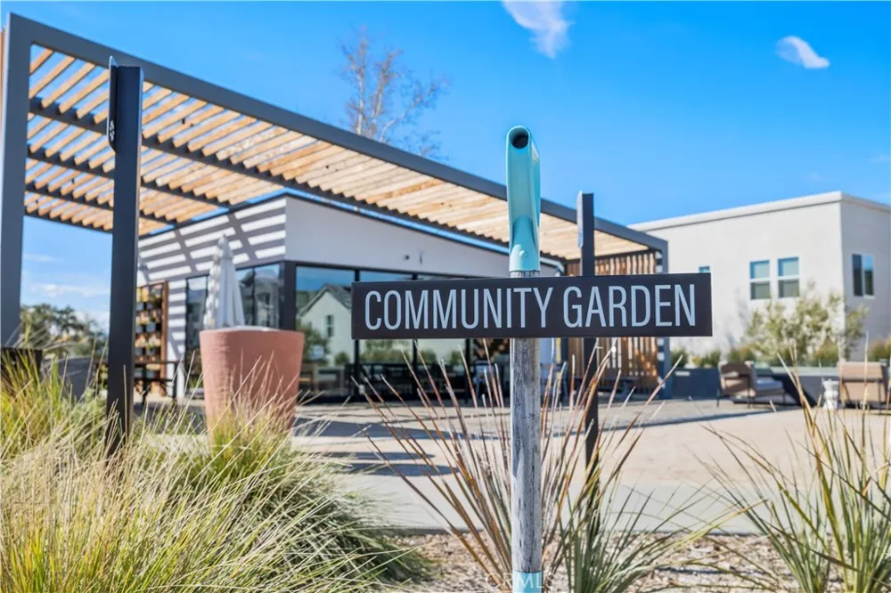 27420 Horizon View Valencia, CA 91381