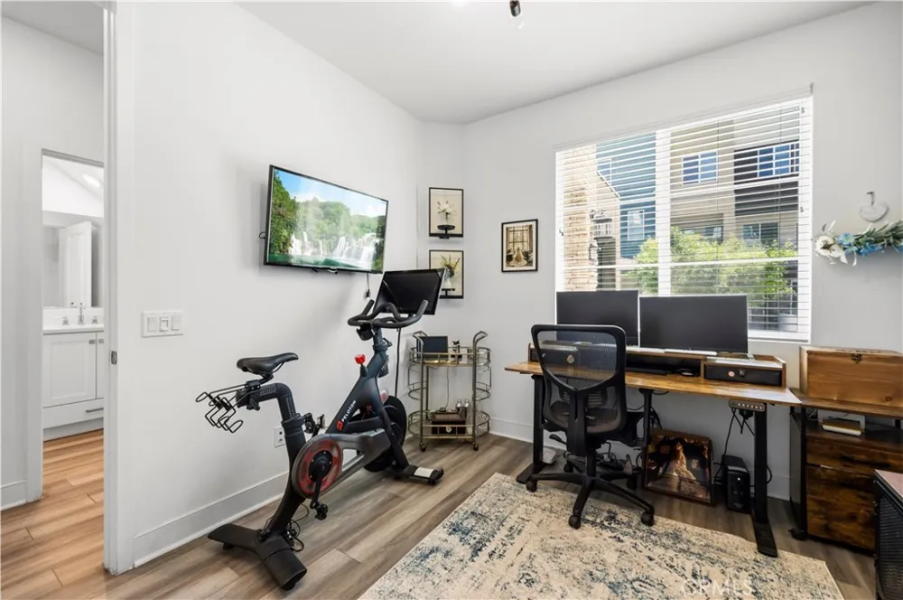 27420 Horizon View Valencia, CA 91381