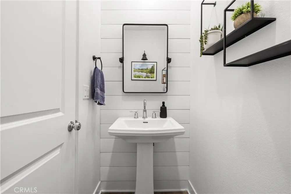 27420 Horizon View Valencia, CA 91381