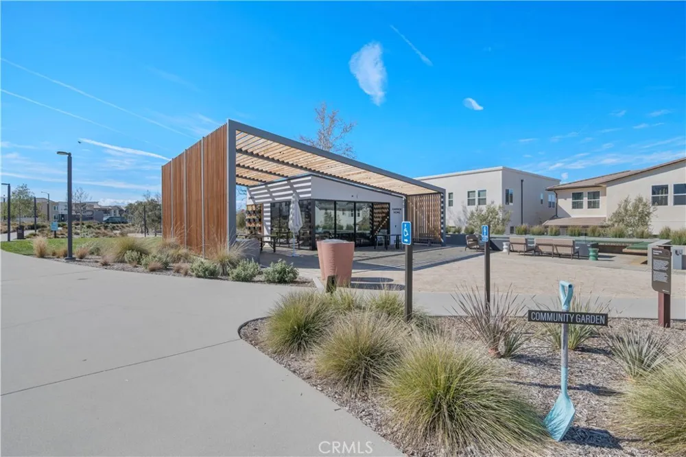 27420 Horizon View Valencia, CA 91381