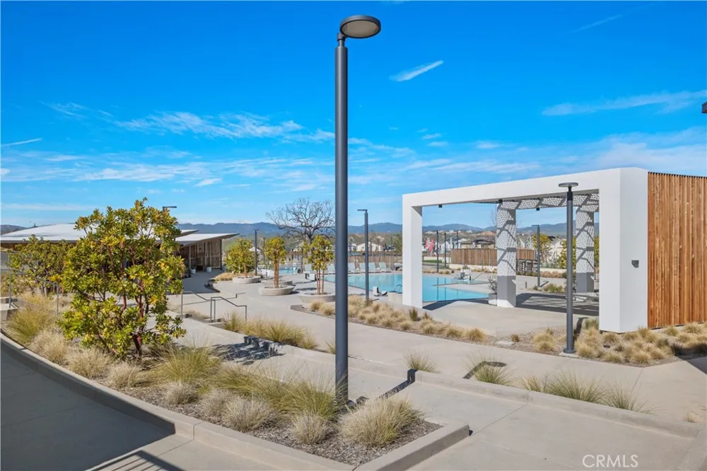 27420 Horizon View Valencia, CA 91381