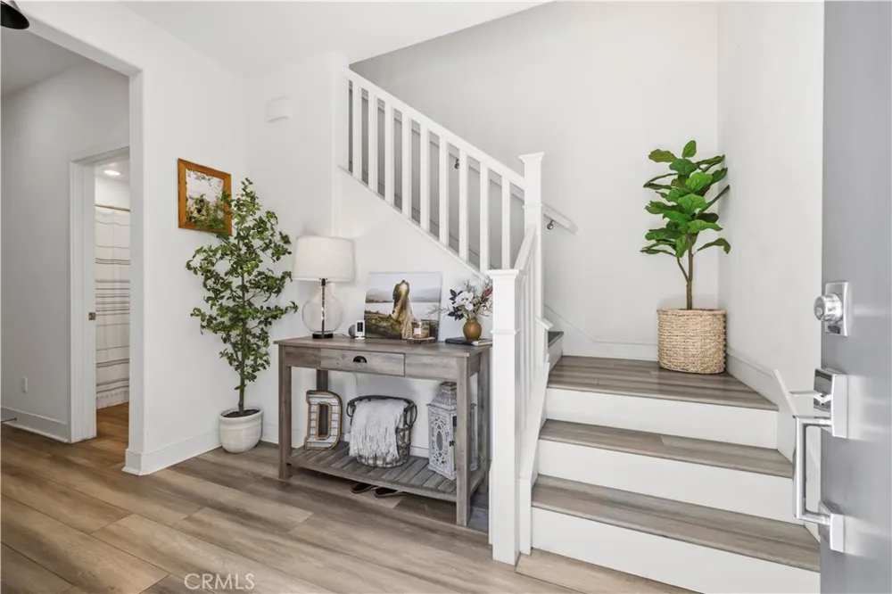 27420 Horizon View Valencia, CA 91381