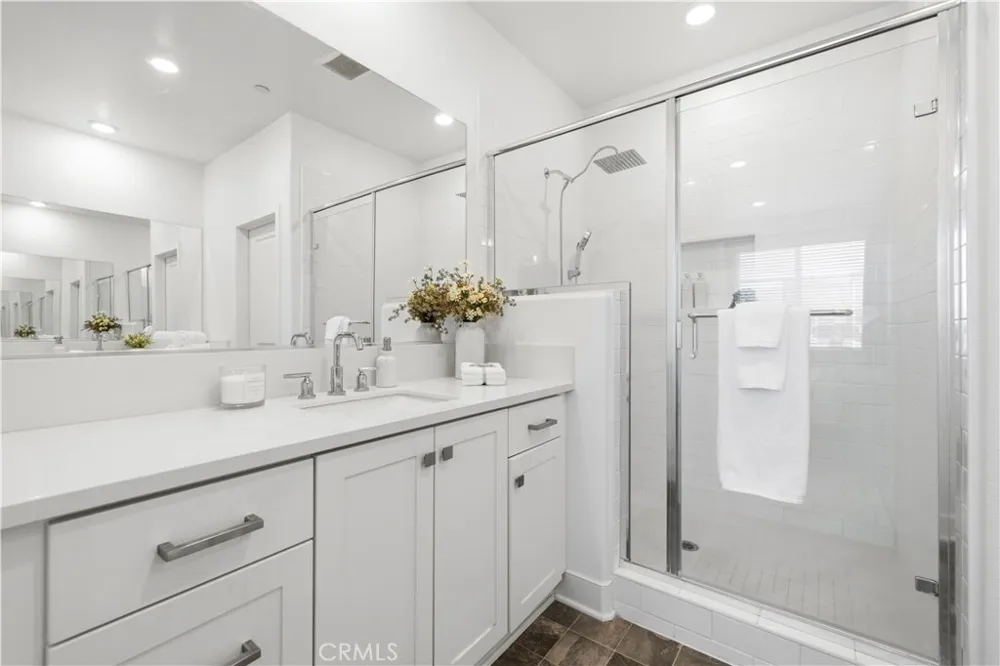 27420 Horizon View Valencia, CA 91381