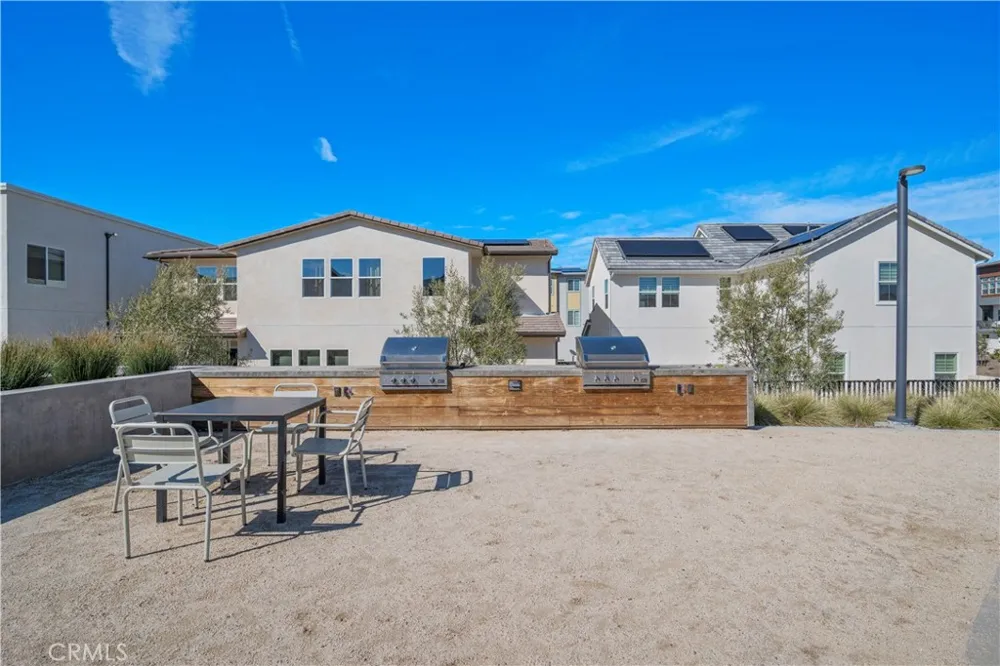 27420 Horizon View Valencia, CA 91381