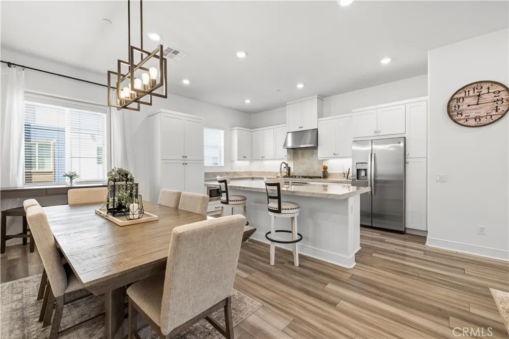 27420 Horizon View Valencia, CA 91381