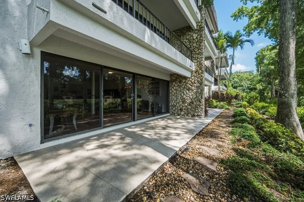 Clubhouse Drive #152 Naples, FL 34105