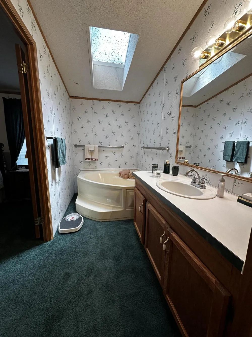 1627 W Delong Drive Baldwin, MI 49304