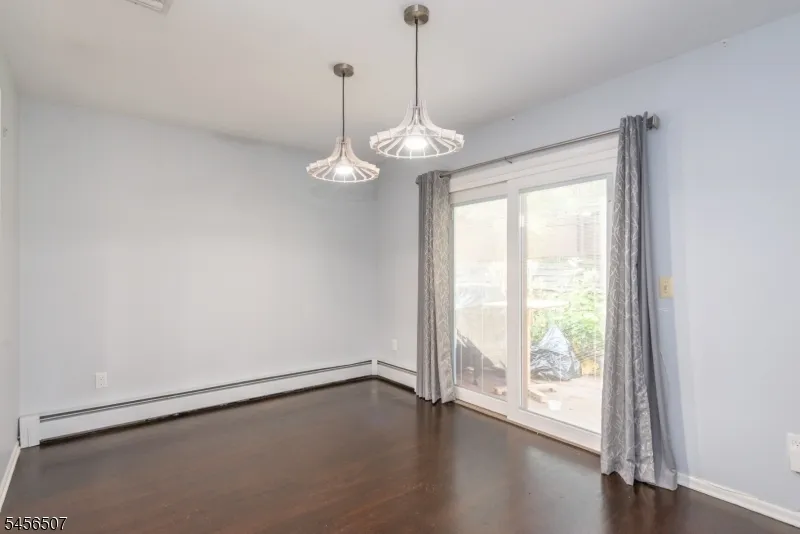 19 Schindler Dr Rockaway, NJ 07866