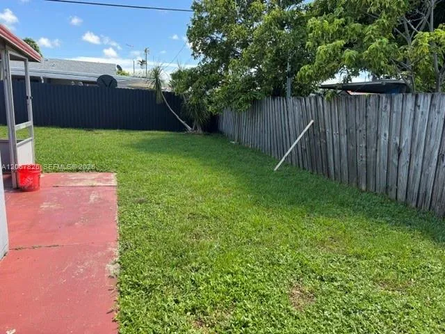 740 SE 4th Pl Hialeah, FL 33010