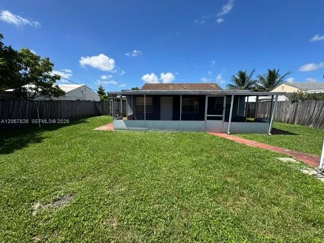 740 SE 4th Pl Hialeah, FL 33010
