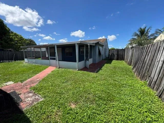 740 SE 4th Pl Hialeah, FL 33010