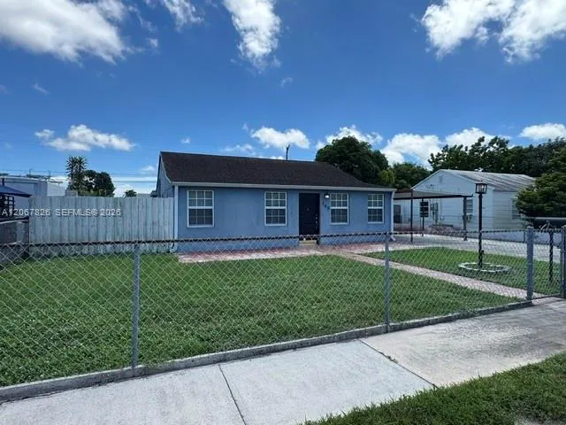 740 SE 4th Pl Hialeah, FL 33010