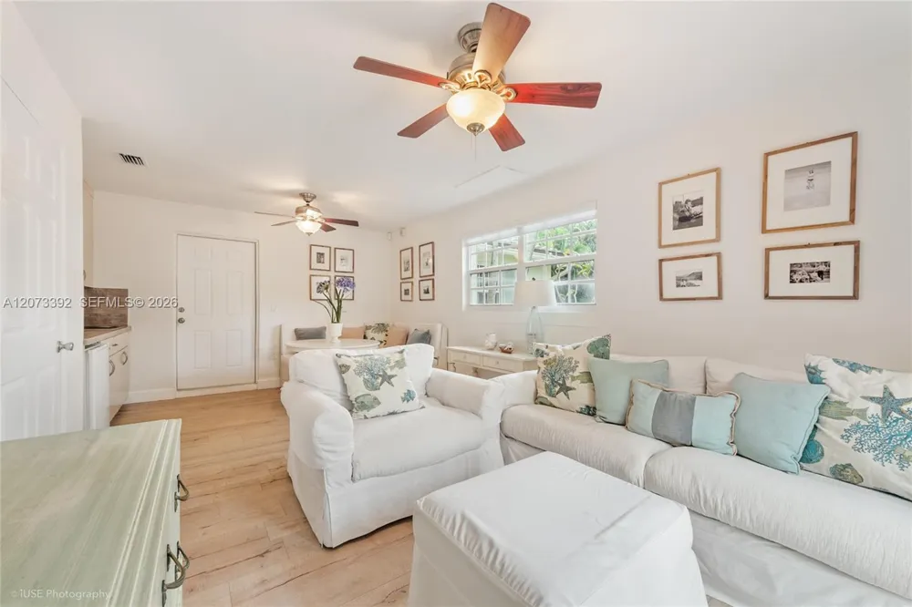 7345 SW 152nd St Palmetto Bay, FL 33157