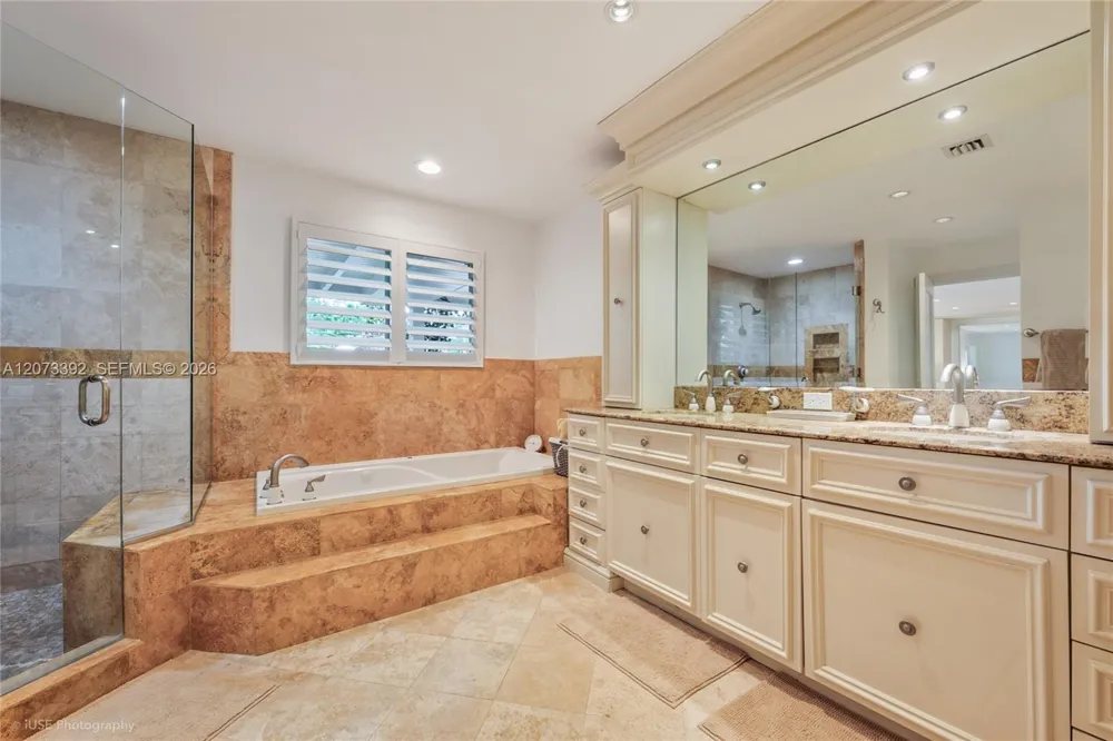 7345 SW 152nd St Palmetto Bay, FL 33157