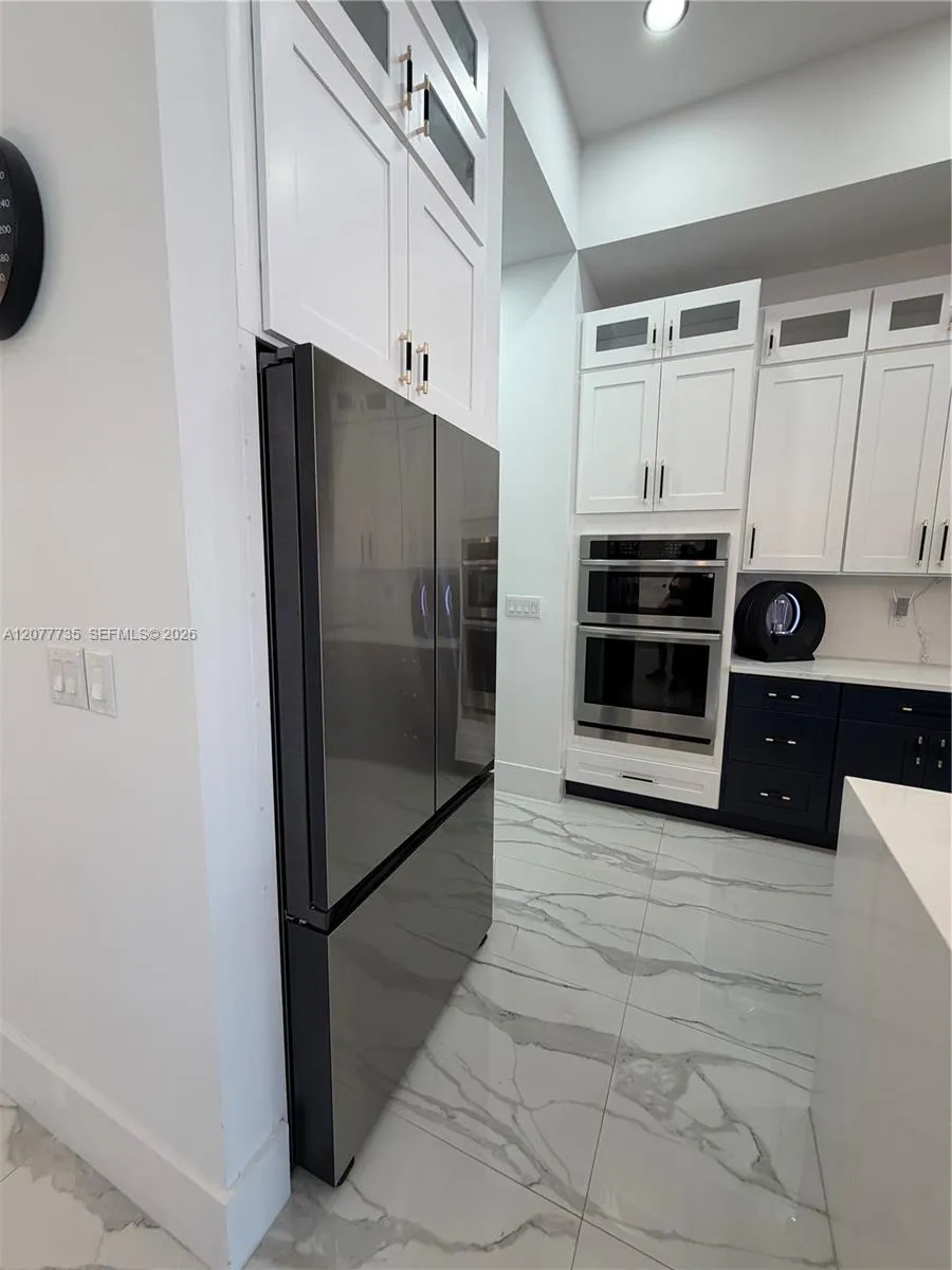 910 NW 38th AVE Cape Coral, FL 33993