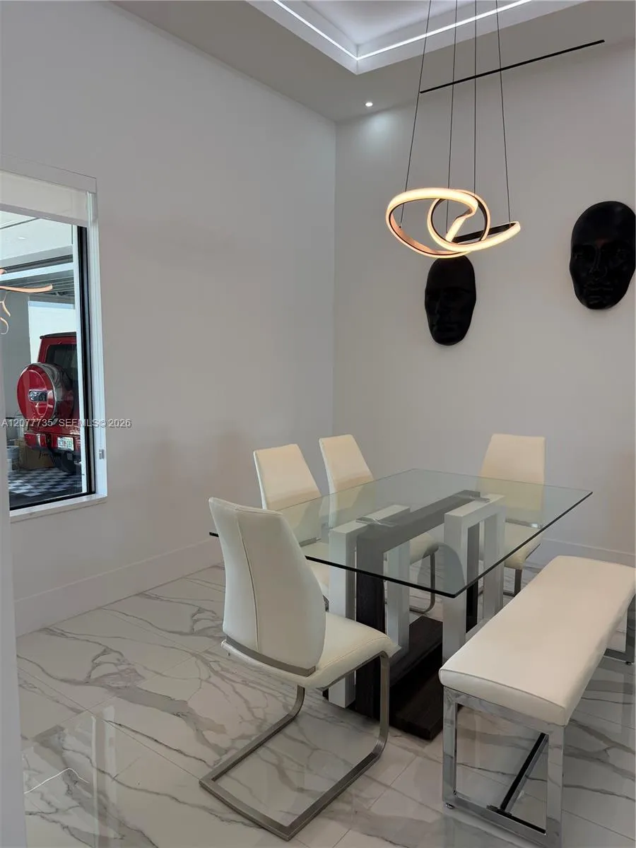 910 NW 38th AVE Cape Coral, FL 33993