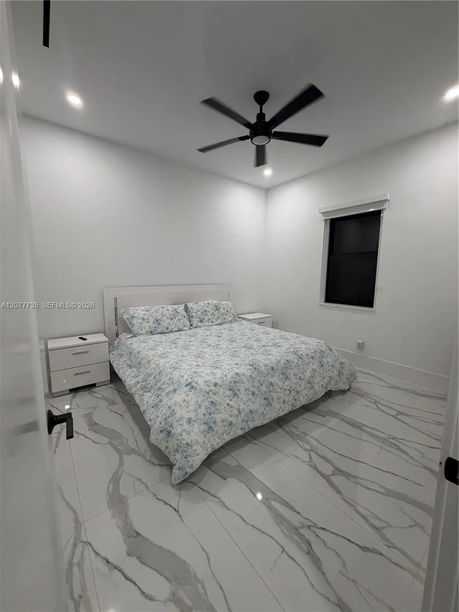 910 NW 38th AVE Cape Coral, FL 33993