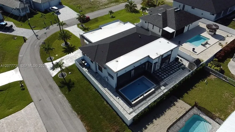 910 NW 38th AVE Cape Coral, FL 33993