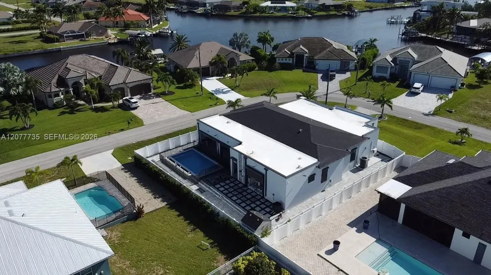 910 NW 38th AVE Cape Coral, FL 33993