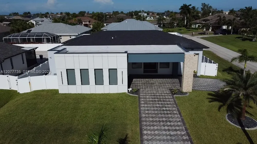 910 NW 38th AVE Cape Coral, FL 33993