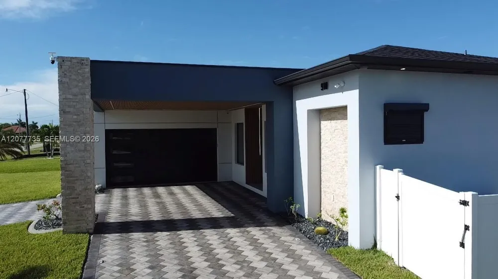 910 NW 38th AVE Cape Coral, FL 33993