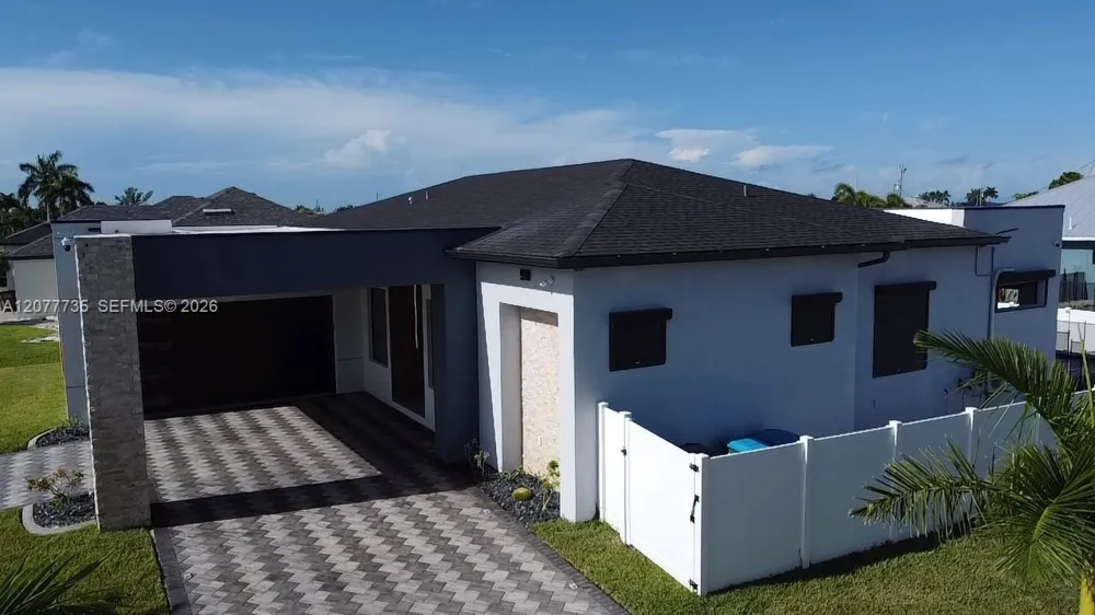 910 NW 38th AVE Cape Coral, FL 33993