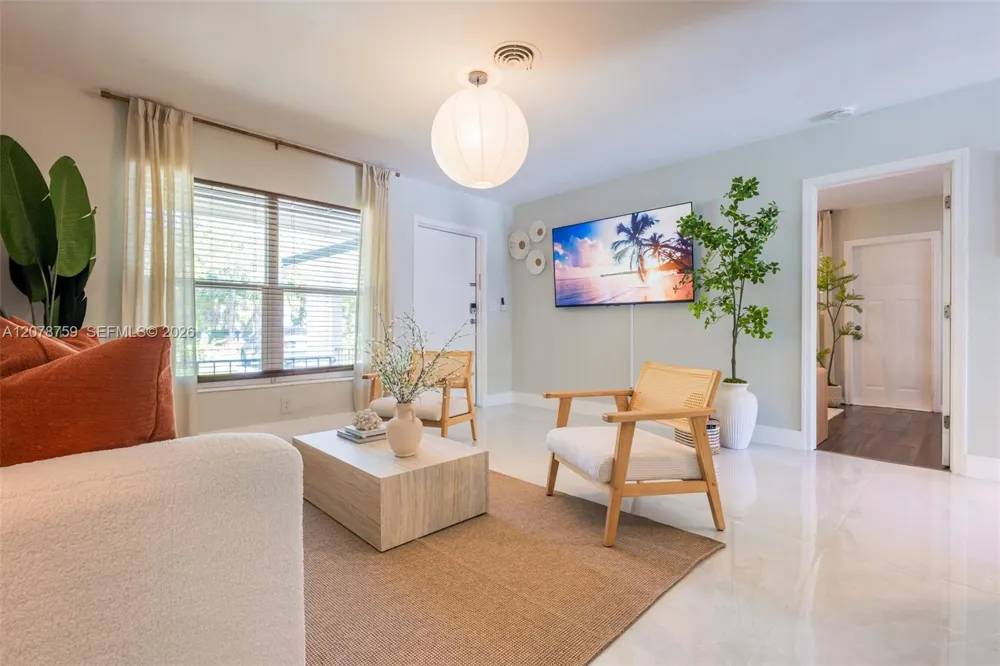 200 SE 19th St Fort Lauderdale, FL 33316