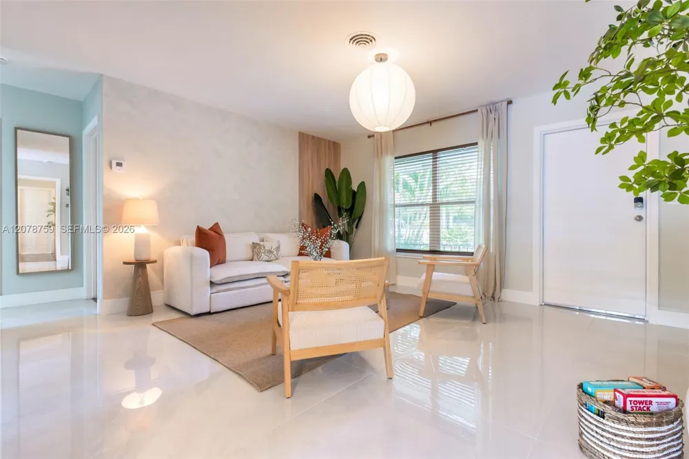 200 SE 19th St Fort Lauderdale, FL 33316