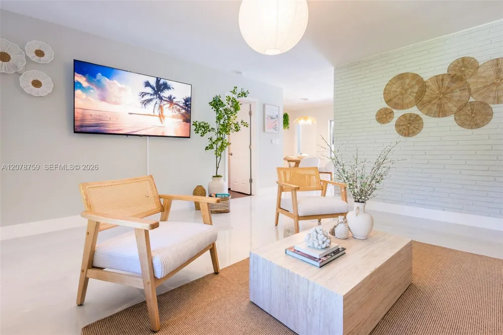 200 SE 19th St Fort Lauderdale, FL 33316