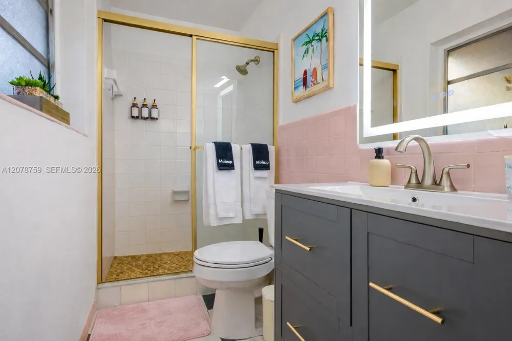 200 SE 19th St Fort Lauderdale, FL 33316
