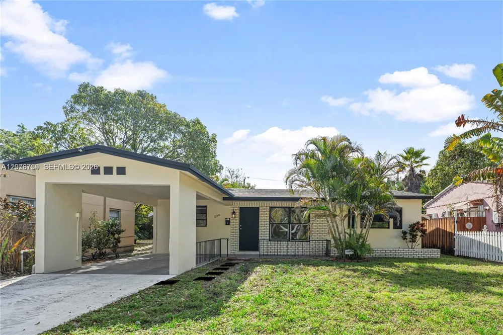 200 SE 19th St Fort Lauderdale, FL 33316