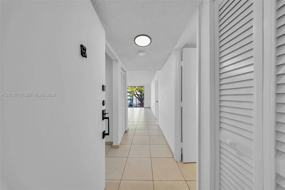 9360 Fontainebleau Blvd #208 Miami, FL 33172