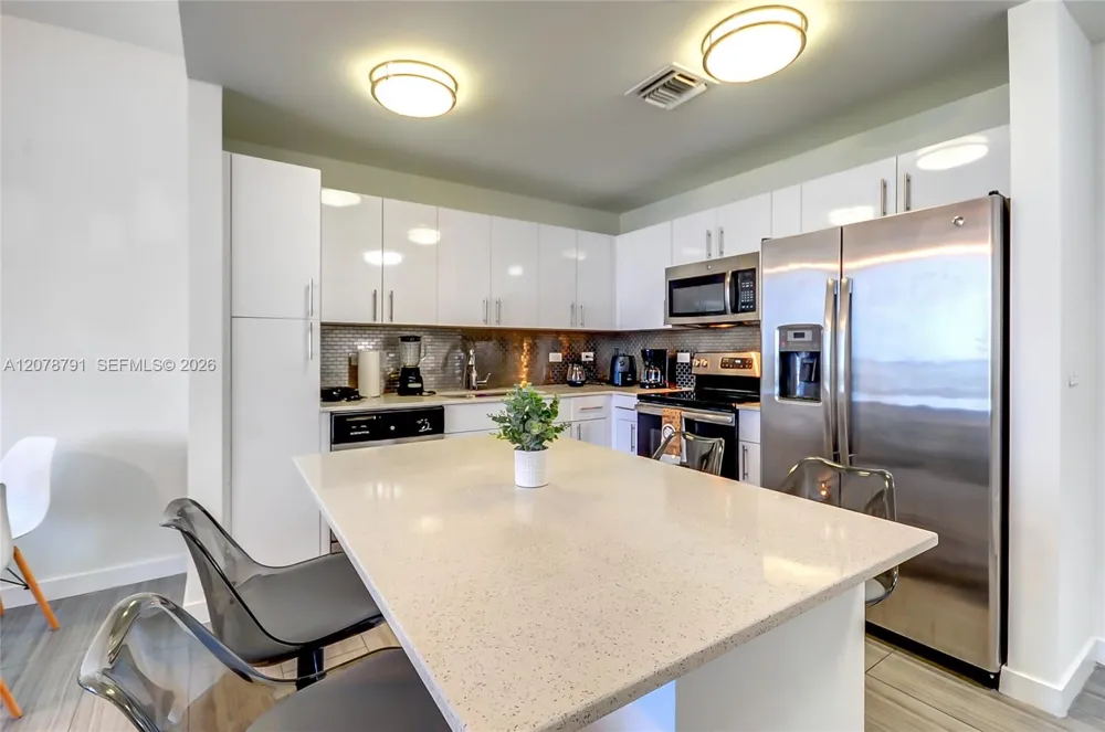 1776 Polk St #1017 Hollywood, FL 33020
