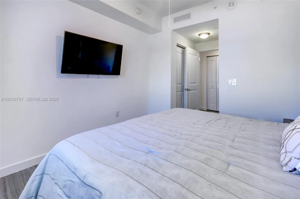 1776 Polk St #1017 Hollywood, FL 33020