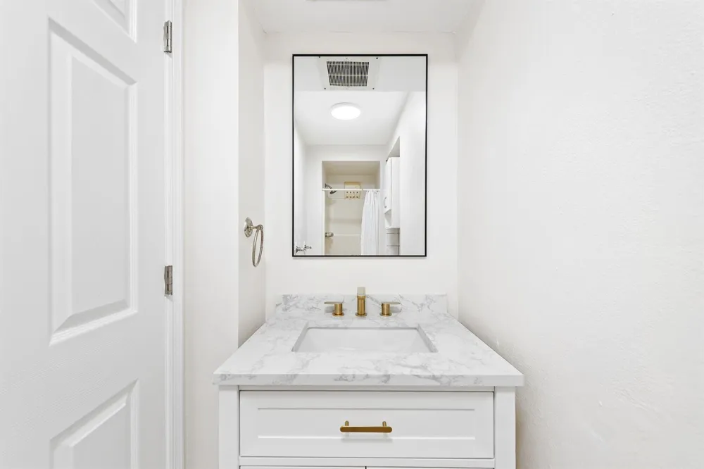310 NE 6TH STREET #3 Hallandale Beach, FL 33009