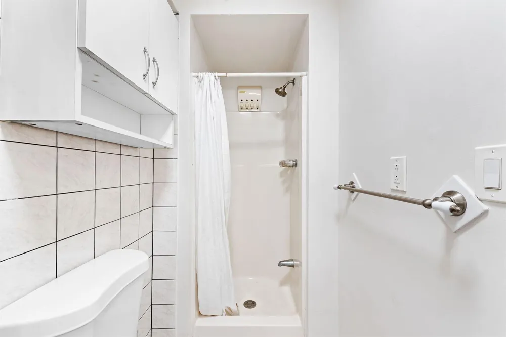 310 NE 6TH STREET #3 Hallandale Beach, FL 33009