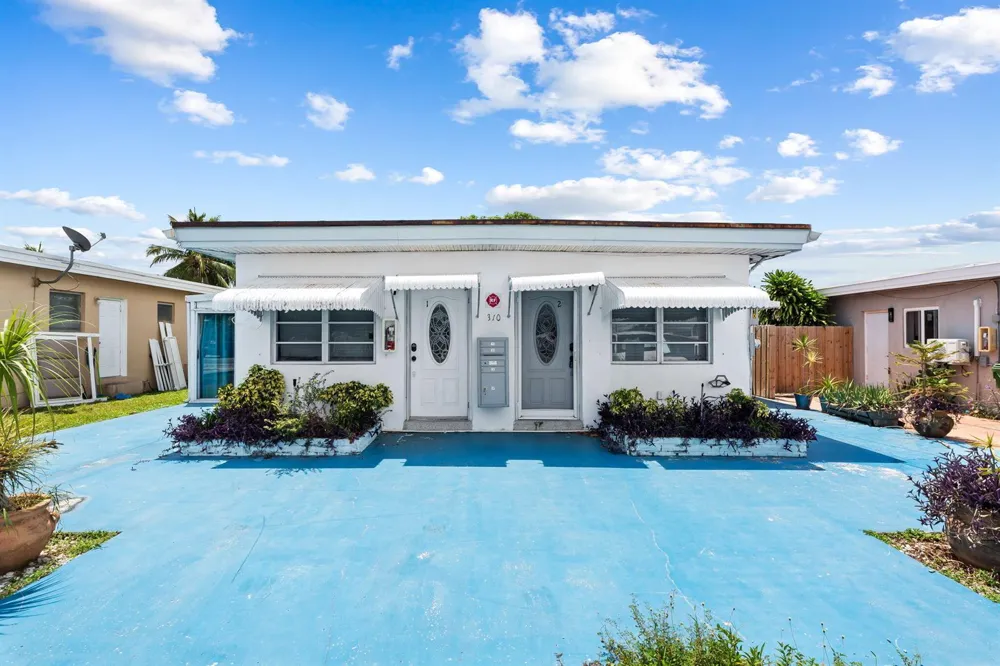 310 NE 6TH STREET #3 Hallandale Beach, FL 33009
