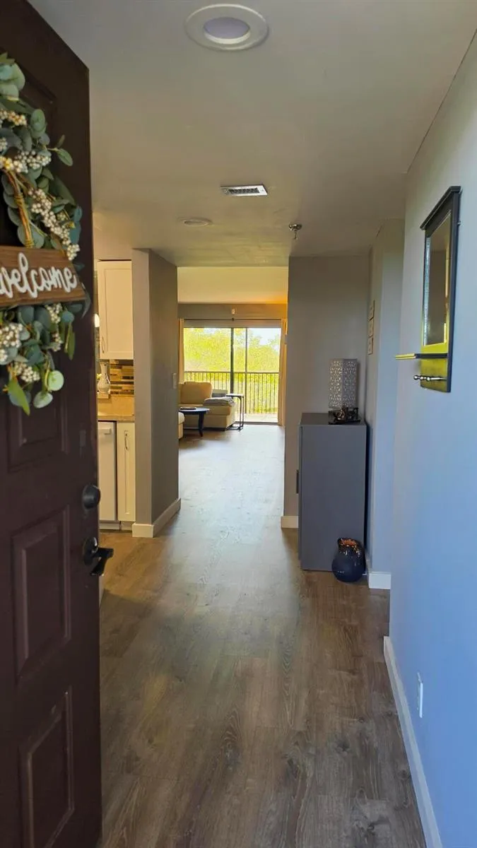 2206 S CYPRESS BEND DRIVE #504 Pompano Beach, FL 33069