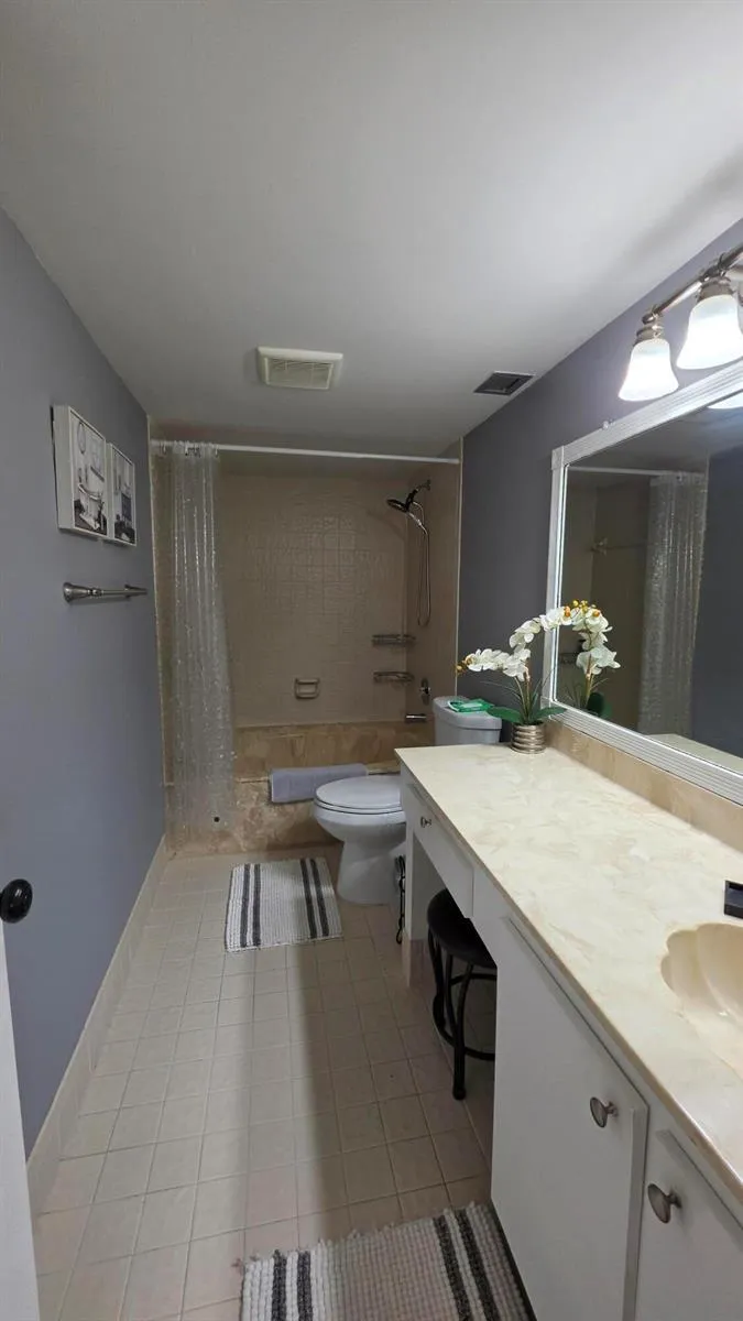 2206 S CYPRESS BEND DRIVE #504 Pompano Beach, FL 33069