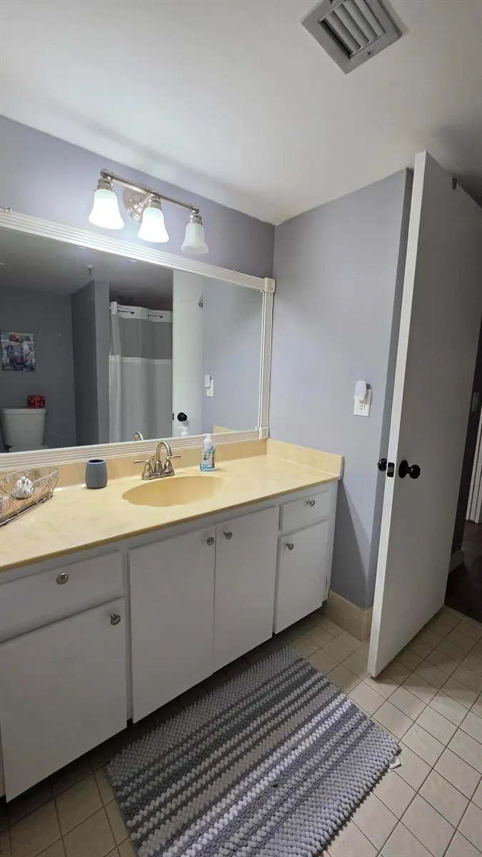 2206 S CYPRESS BEND DRIVE #504 Pompano Beach, FL 33069