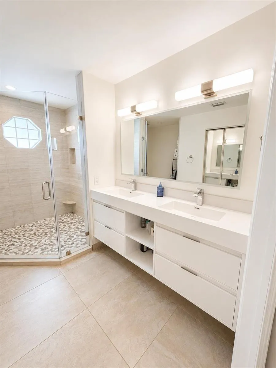 6560 VIA REGINA Boca Raton, FL 33433
